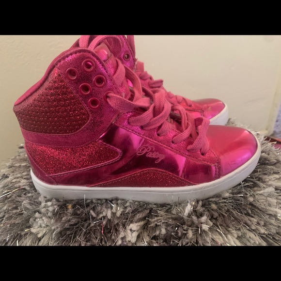 Pastry Fuschia Glitter Sneakers - Picture 2 of 8